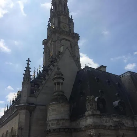 Du Beffroi Apartment
